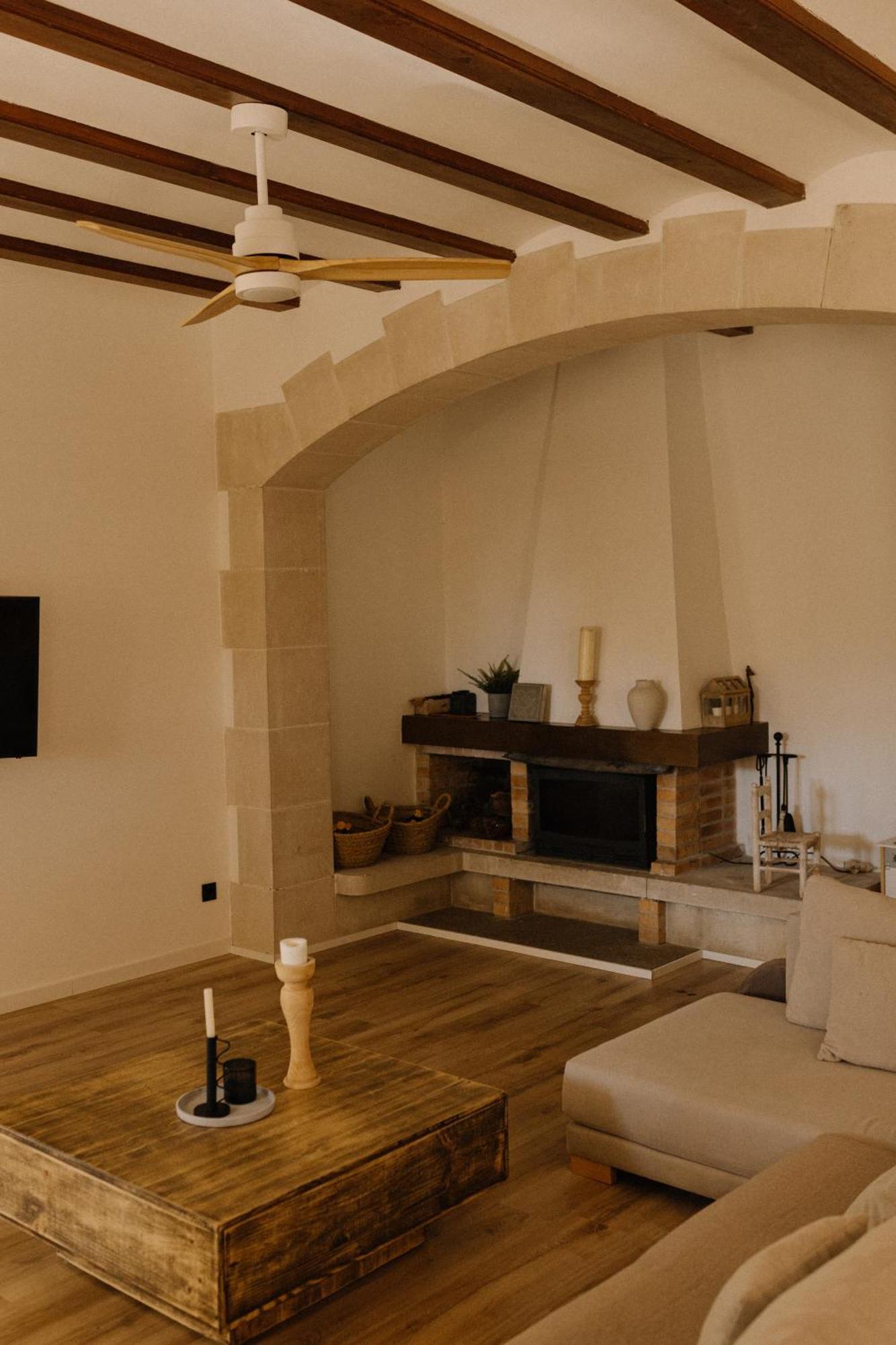 Finca La Concertista Llorenc del Penedes ภายนอก รูปภาพ